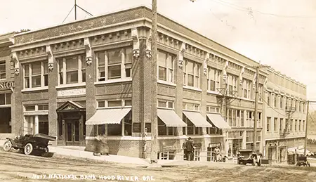 First National Bank in Hood River