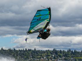 Windsurfing Hood River OR